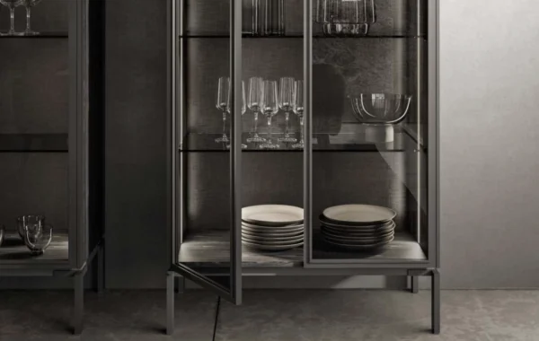 Regula + Bluna : Mobilier suspendu et design audacieux pour un intérieur raffiné